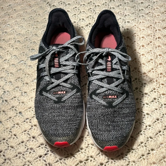 Nike AIR Max Sequent 3 (GS) Girls Fashion Sneakers - Picture 3 of 9